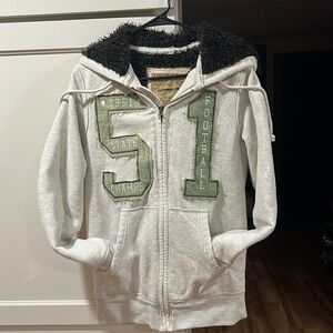 Super warm, “Arizona”hooded zippered sweatshirt in light gray.